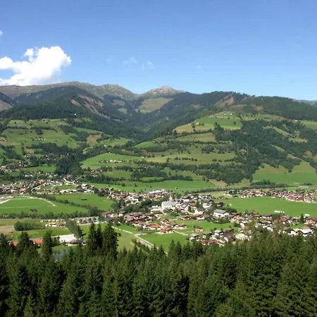 With Terrace In Kaprun, Salzburg, Cleaning Included شقة كابرون