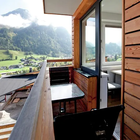 شقة With Terrace In Kaprun, Salzburg, Cleaning Included كابرون
