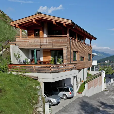 With Terrace In Kaprun, Salzburg, Cleaning Included شقة *